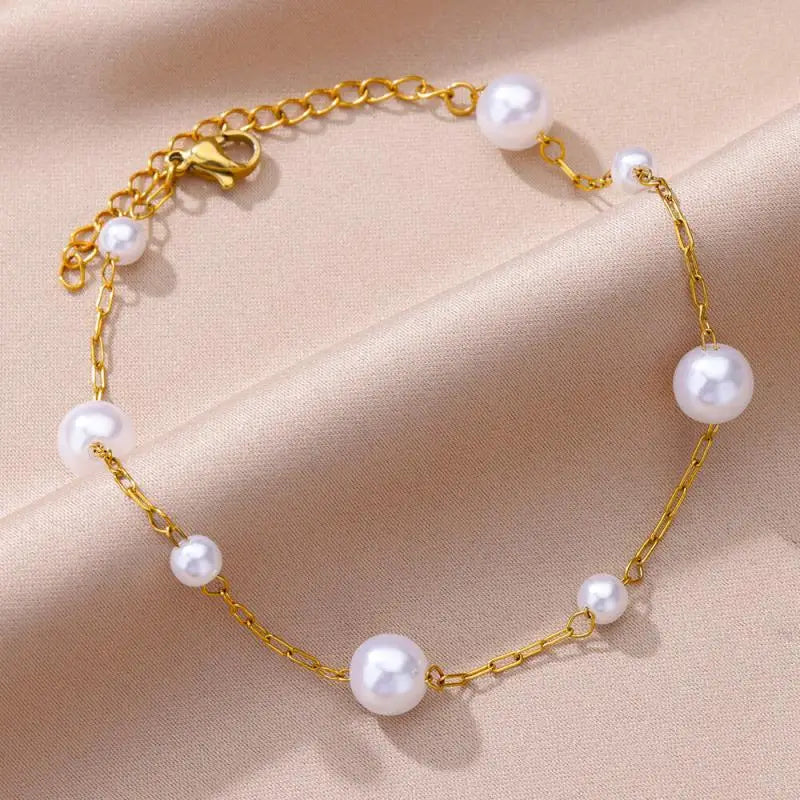 Chaîne de Cheville Dorée avec Croix et Pierres Zirconium