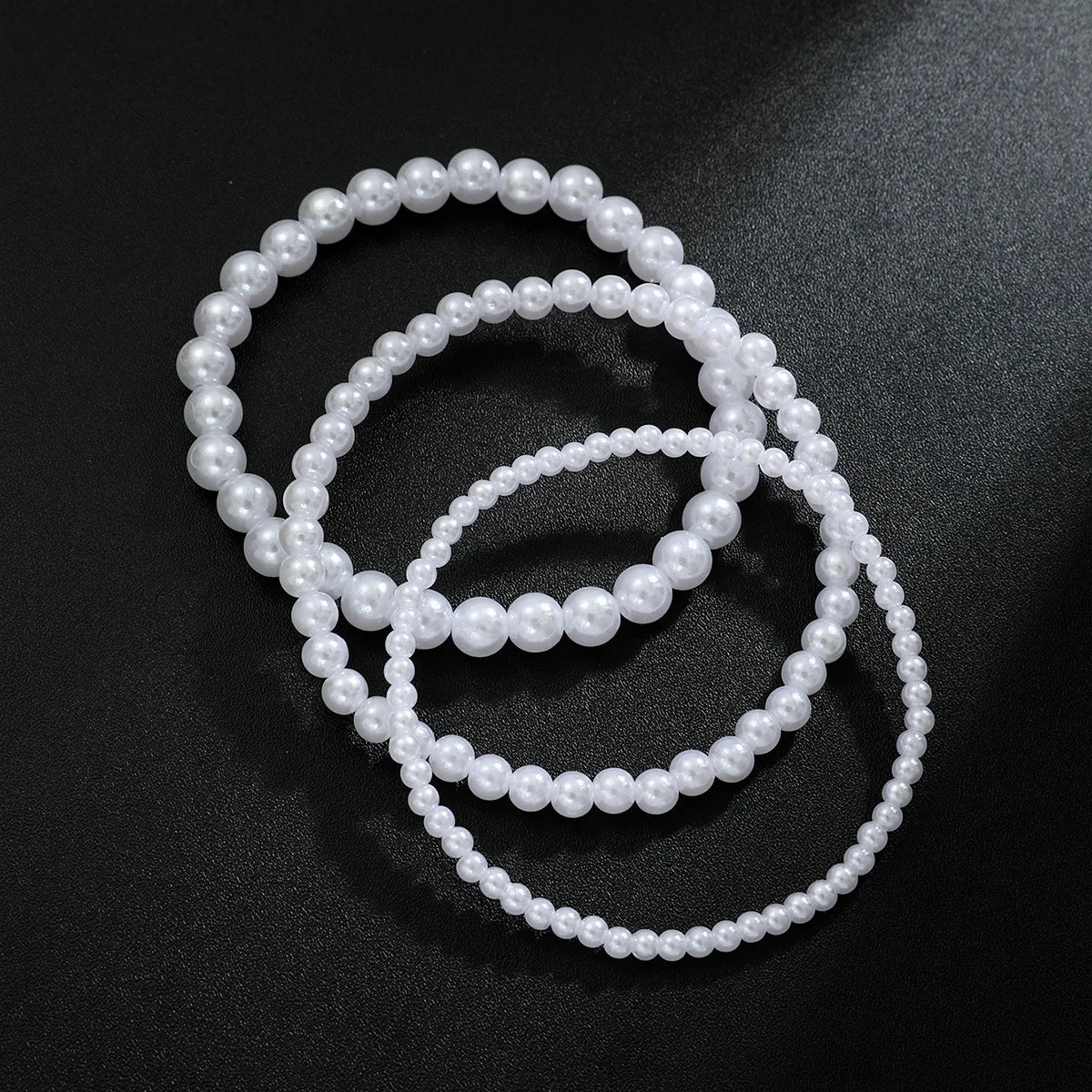 Bracelet de Cheville en Perles Blanches Multi-Rangs