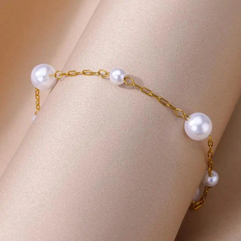 Chaîne de Cheville Dorée avec Croix et Pierres Zirconium