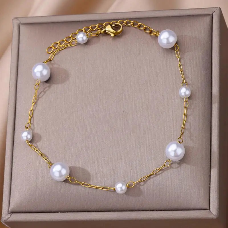 Chaîne de Cheville Dorée avec Croix et Pierres Zirconium