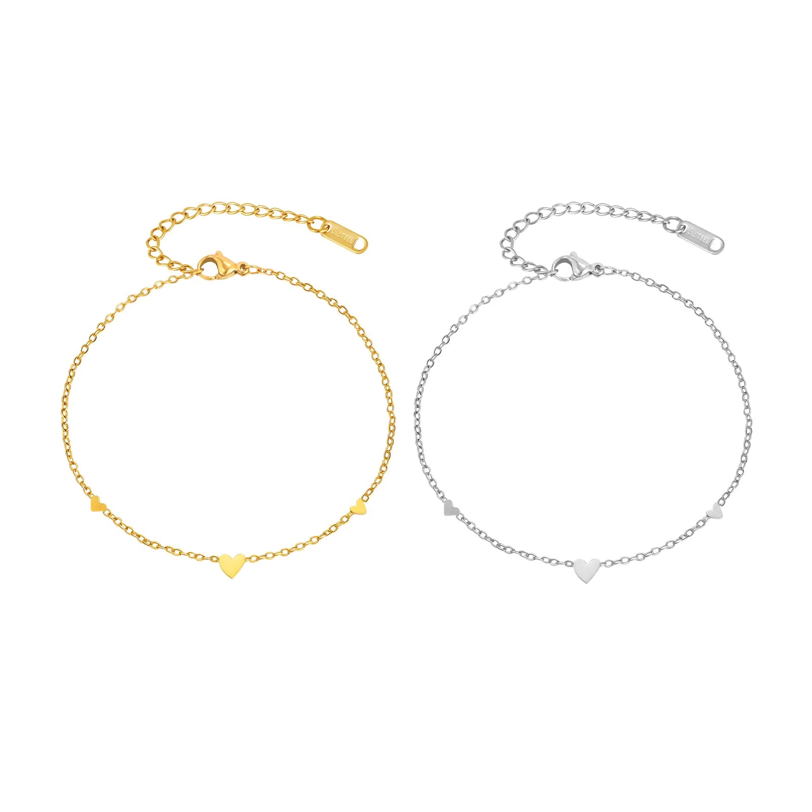 Bracelet de Cheville Acier Doré – Chaîne Fine 3 Cœurs